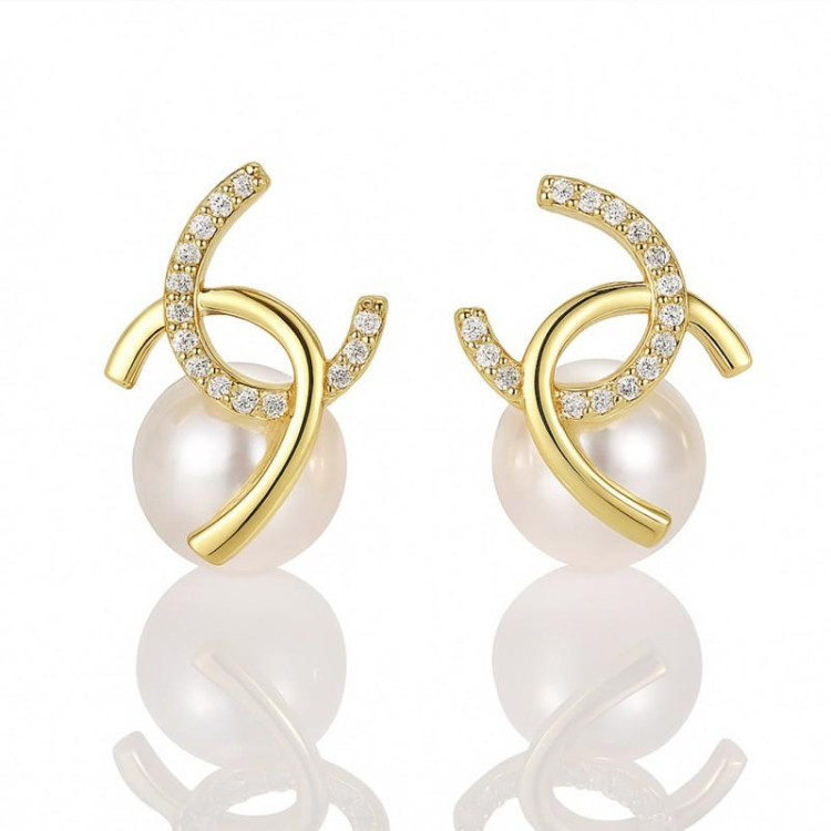 Pozlačeni uhani z biseri in cirkoni