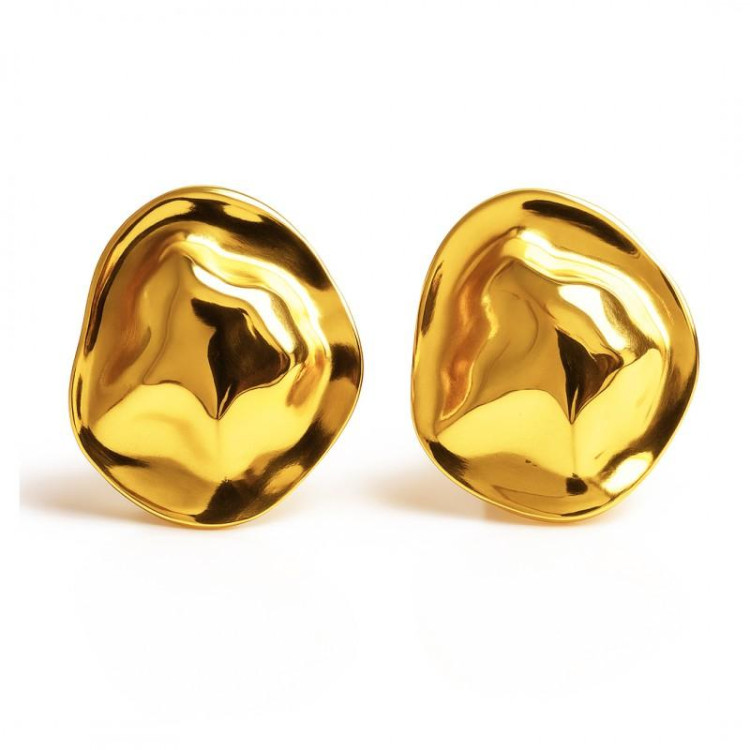 Prepoznavni pozlačeni ženski uhani