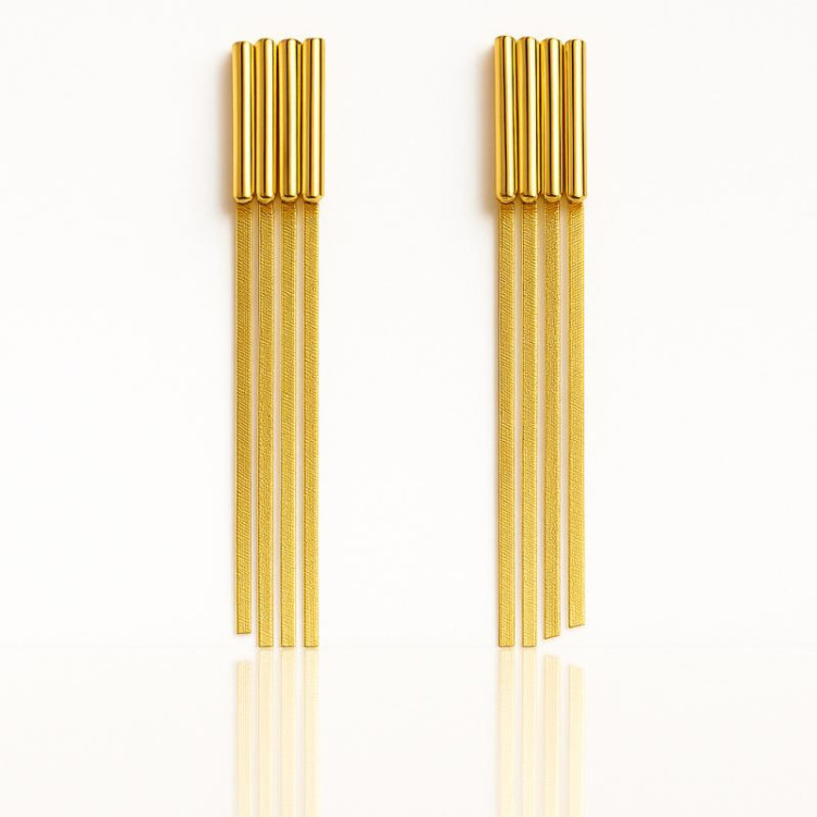 Pozlačeni viseči ženski uhani