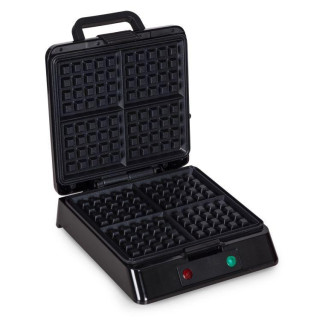 Pekač za vaflje s premazom proti prijemanju za 4 velike vaflje 1080–1300 W, KADEN