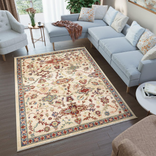 Starinska bež preproga z vzorcem