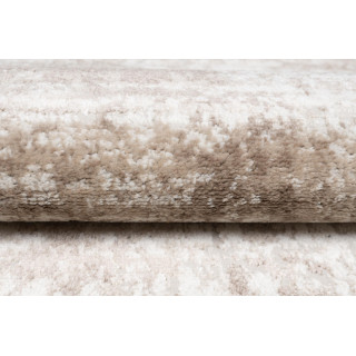 Bež preproga z vzorcem