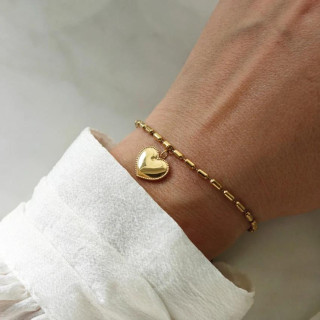 Ženska pozlačena zapestnica s srcem