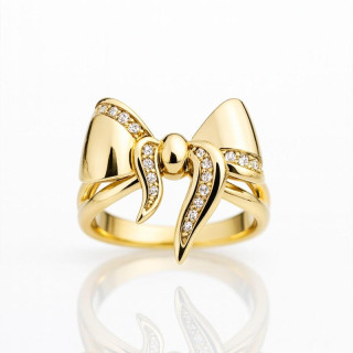 Pozlačen ženski prstan z pentljo