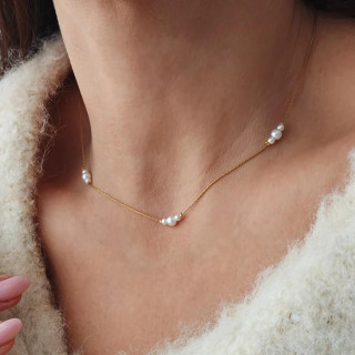 Ženska pozlačena biserna ogrlica