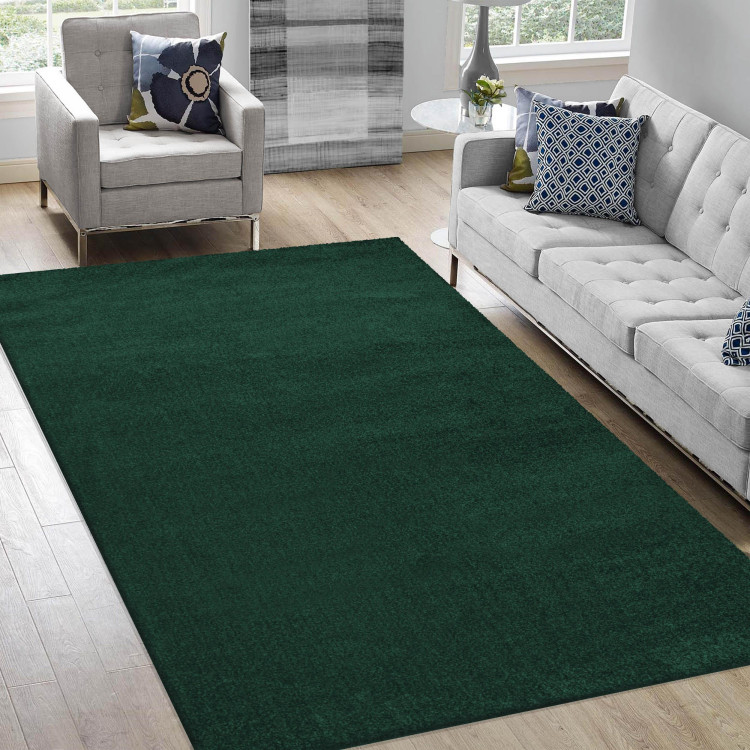 Moderna temno zelena preproga