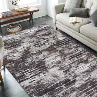 Preproga z vzorcem v rjavi barvi