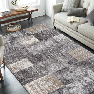 Rjavo-siva preproga s pravokotnim vzorcem