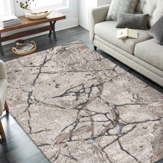 Bež preproga z naravnim vzorcem