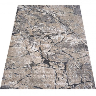 Rjavo-siva preproga z naturalističnim vzorcem