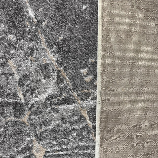 Siva preproga z naravnim vzorcem