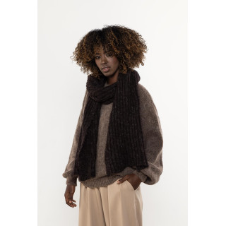 Ženski dolgi šal v čokoladni barvi