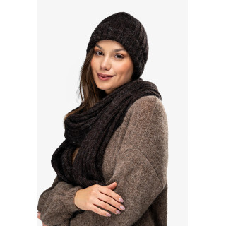 Čokoladna topla ženska kapa