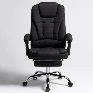 Črn pisarniški stol z naslonom za noge