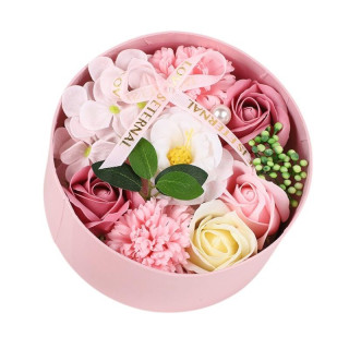 Darilna škatla dišečih rožnatih milnih cvetov