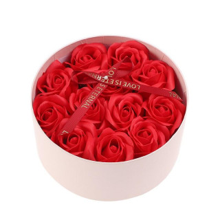 Škatla dišečih rdečih milnih vrtnic