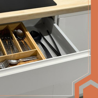 Siva nedrseča podloga za predale