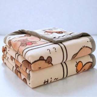 Mehka flanelasta odeja z motivom kapibare - 150×210 cm