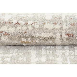 Moderna kremna preproga z vzorcem