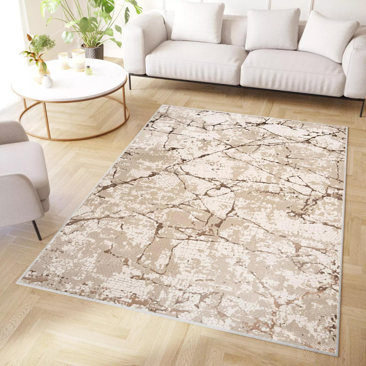 Vzorčasta rjava preproga s 3D učinkom