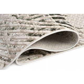 Vzorčasta zelena preproga s 3D učinkom