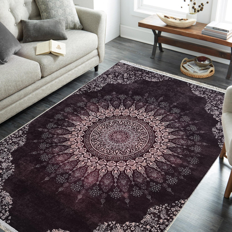 Vzorčasta pisana protizdrsna preproga