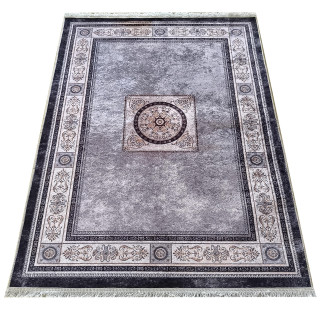 Vzorčasta moderna preproga