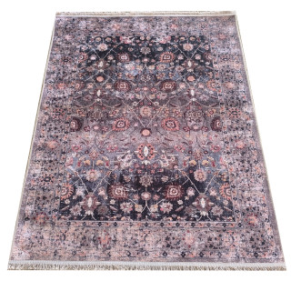 Barvita preproga s klasičnim vzorcem