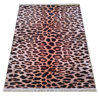 Preproga z vzorcem leoparda