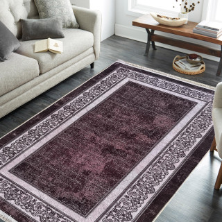 Preproga s klasičnim vzorcem