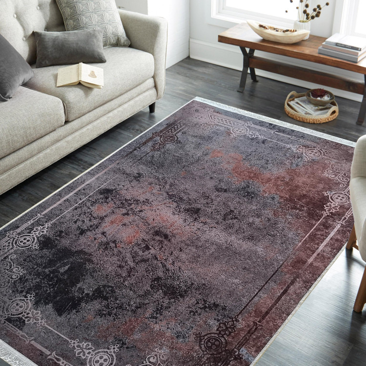 Barvita preproga z abstraktnim vzorcem