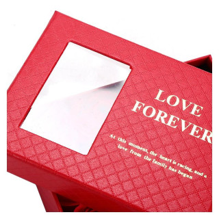 Škatla 6 dišečih rdečih milnih vrtnic