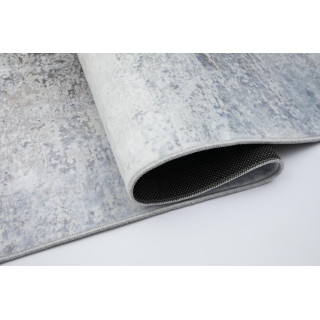 Vzorčasta moderna preproga