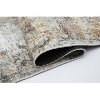 Barvita preproga z vzorcem