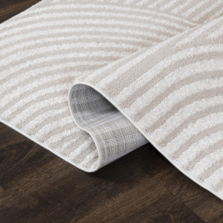 Preproga s kremnim vzorcem