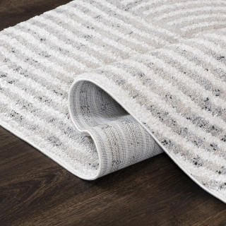 Krem preproga z vzorcem