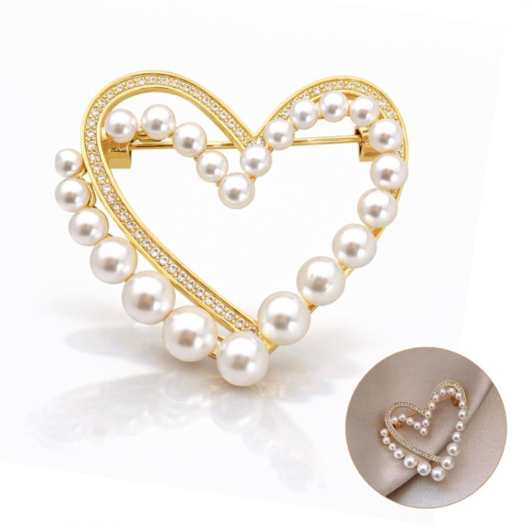 Broška v obliki srca s cirkoni in biseri