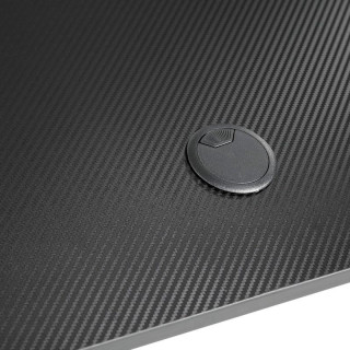 Črna igralna računalniška miza