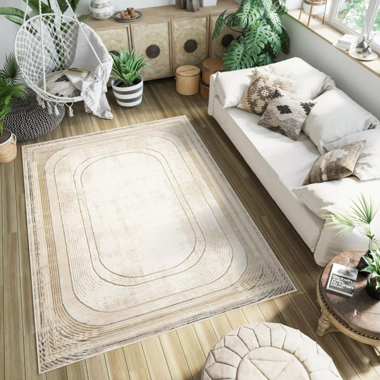 Moderna vzorčasta preproga v krem barvi