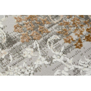 Vzorčasta siva preproga