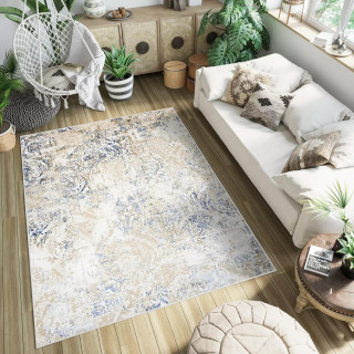 Vzorčasta kremna preproga