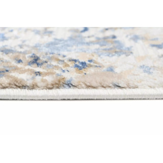 Vzorčasta kremna preproga