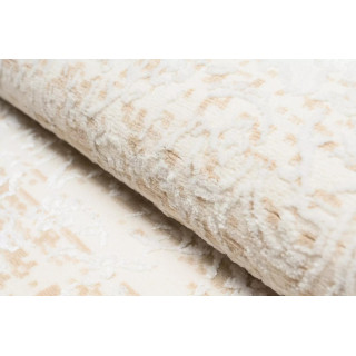 Krem preproga z vzorcem