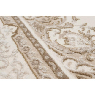 Krem preproga s turškim vzorcem