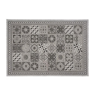 Siva žametna preproga z vzorcem