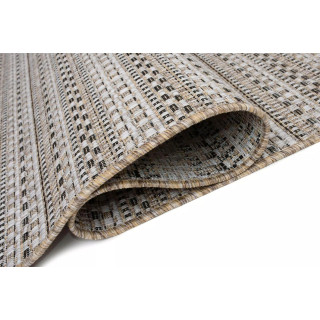 Rjava žametna preproga z vzorcem