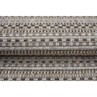 Rjava žametna preproga z vzorcem