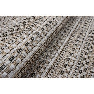 Rjava žametna preproga z vzorcem