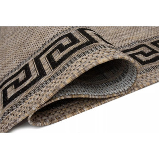 Rjava žametna preproga z vzorcem