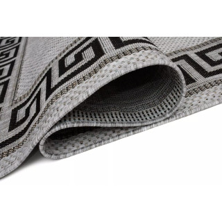 Siva žametna preproga z vzorcem